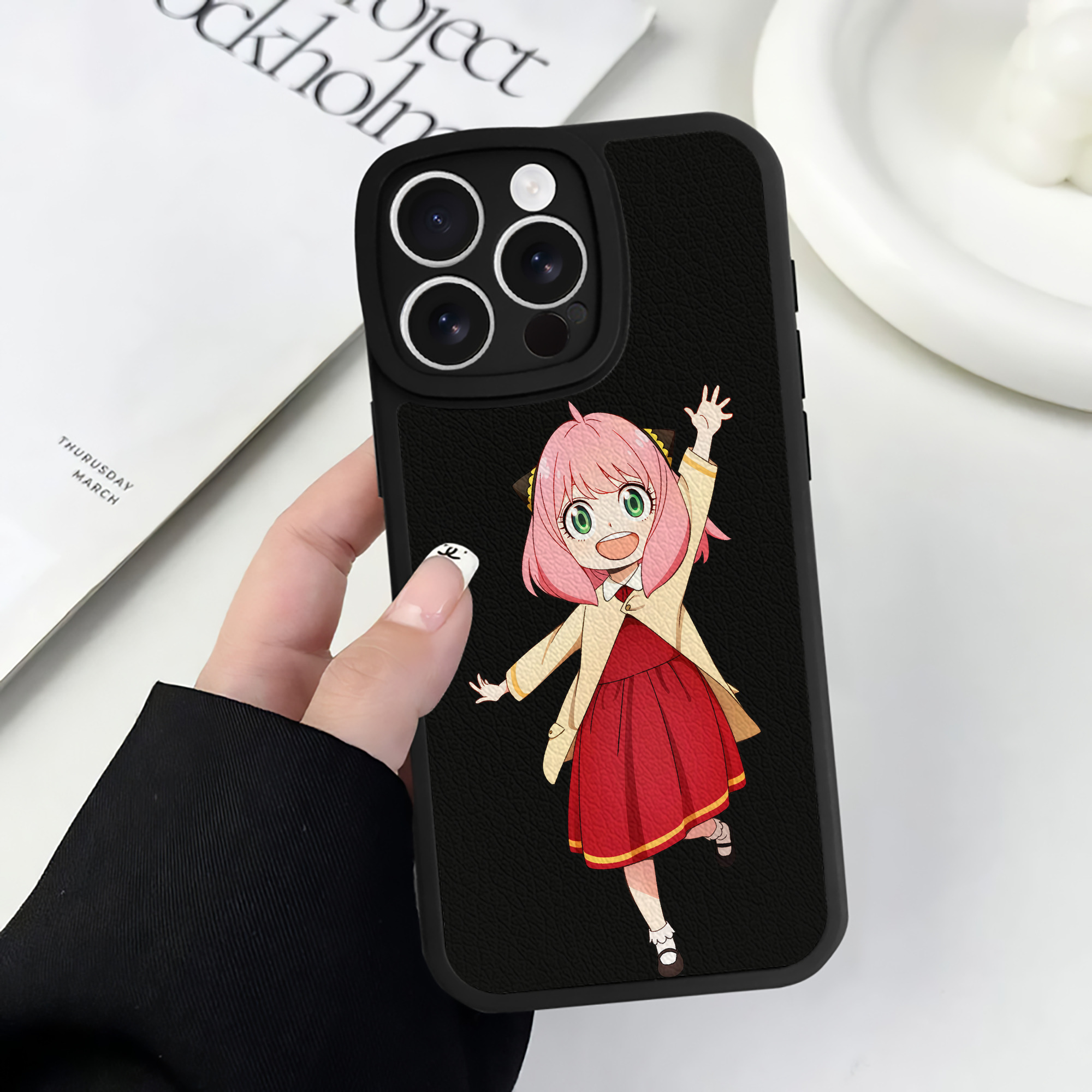 （画像用） SPY×FAMILY间谍家家酒 【iPhone 16シリーズ対応】シリコンスマホケース（レザー調） 材質：シリコン